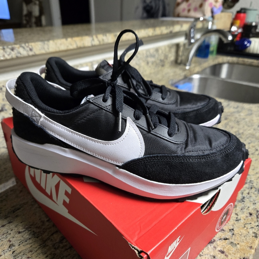Nike Waffle Debut